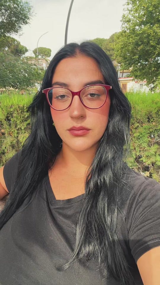 Post 2 by Marta Mediano on TikTok (video)