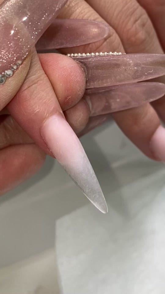 Post 6 by bbbeautybar__ on TikTok (video)