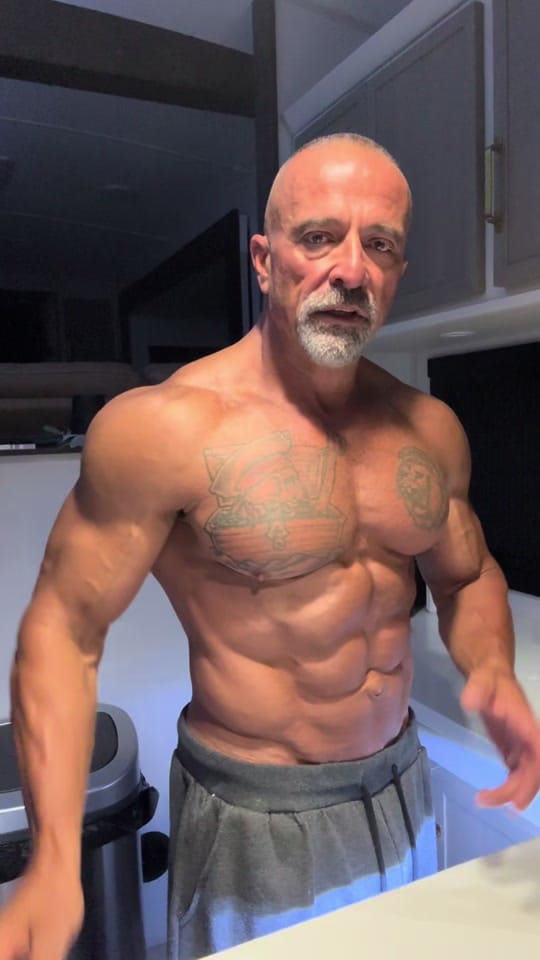 Post 2 by Dennis Johnson on TikTok (video)