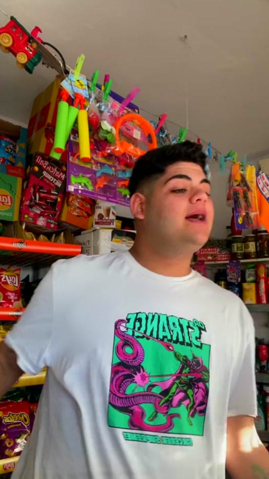 Post 3 by El Kioskero Fanpage👋🏼🍭 on TikTok (video)