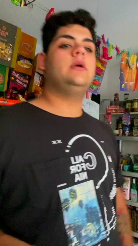 Post 4 by El Kioskero Fanpage👋🏼🍭 on TikTok (video)