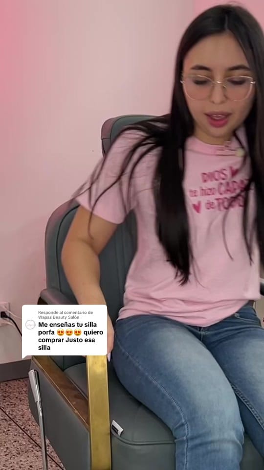 Post 7 by Albany Contreras| Maquilladora on TikTok (video)