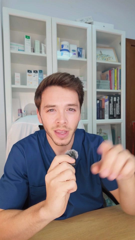 Post 6 by Dr. Vizcaíno Derma on TikTok (video)