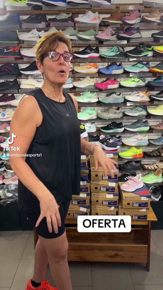 Post 6 by Tienda artículos deportivos on TikTok (video)