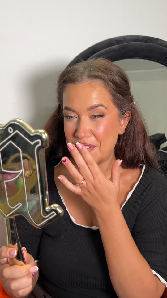 Post 7 by makeupbykatiesilv on TikTok (video)
