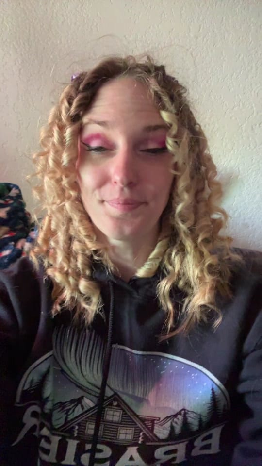Post 7 by she.hikes.alaska on TikTok (video)