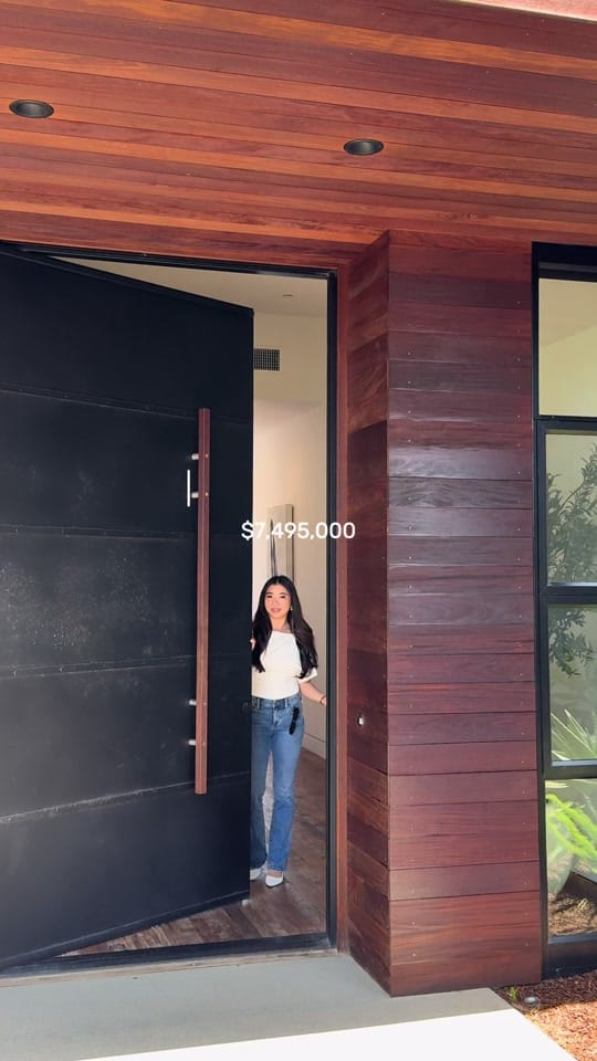 Post 7 by Shannon Sun on TikTok (video)