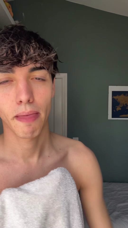 Post 6 by Enueel 🤠 on TikTok (video)