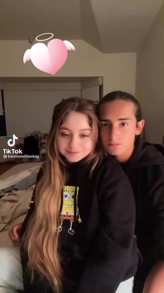 Post 9 by Fan de Karol Sevilla 🤍✨ on TikTok (video)
