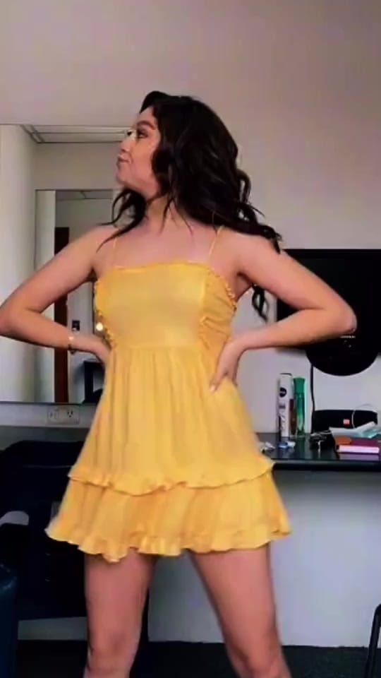 Post 4 by Fan de Karol Sevilla 🤍✨ on TikTok (video)