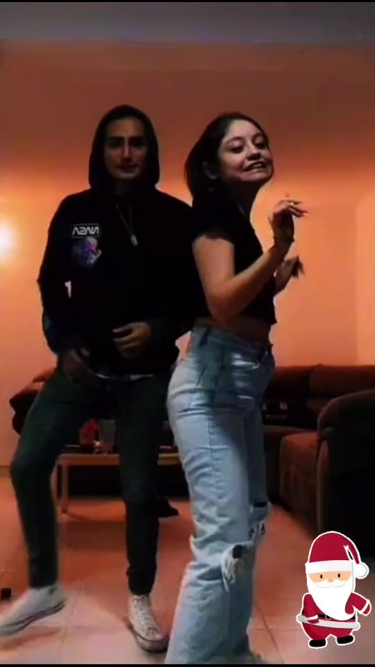 Post 2 by Fan de Karol Sevilla 🤍✨ on TikTok (video)