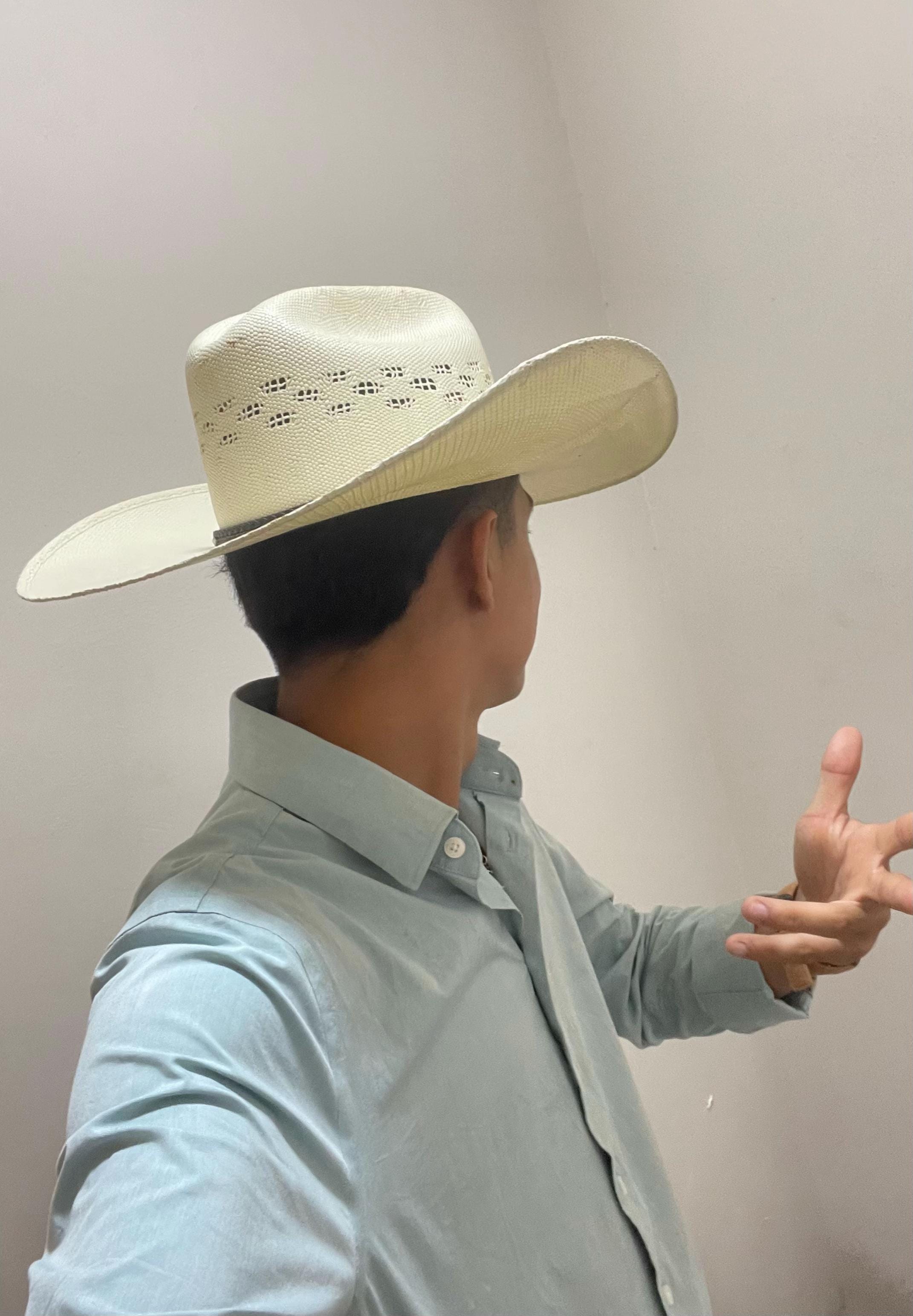 Post 4 by 𝐄𝐥𝐢𝐋𝐢𝐫𝐚𝐒𝐞𝐯𝐢𝐥𝐥𝐚🐆 on TikTok (video)
