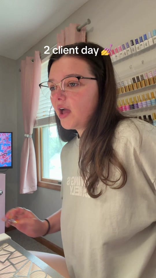 Post 4 by Sydney | Licensed Nail Tech on TikTok (video)
