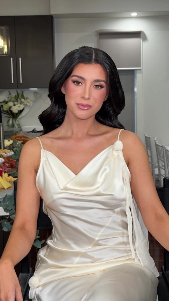 Post 4 by Amanda Yousif MUA on TikTok (video)