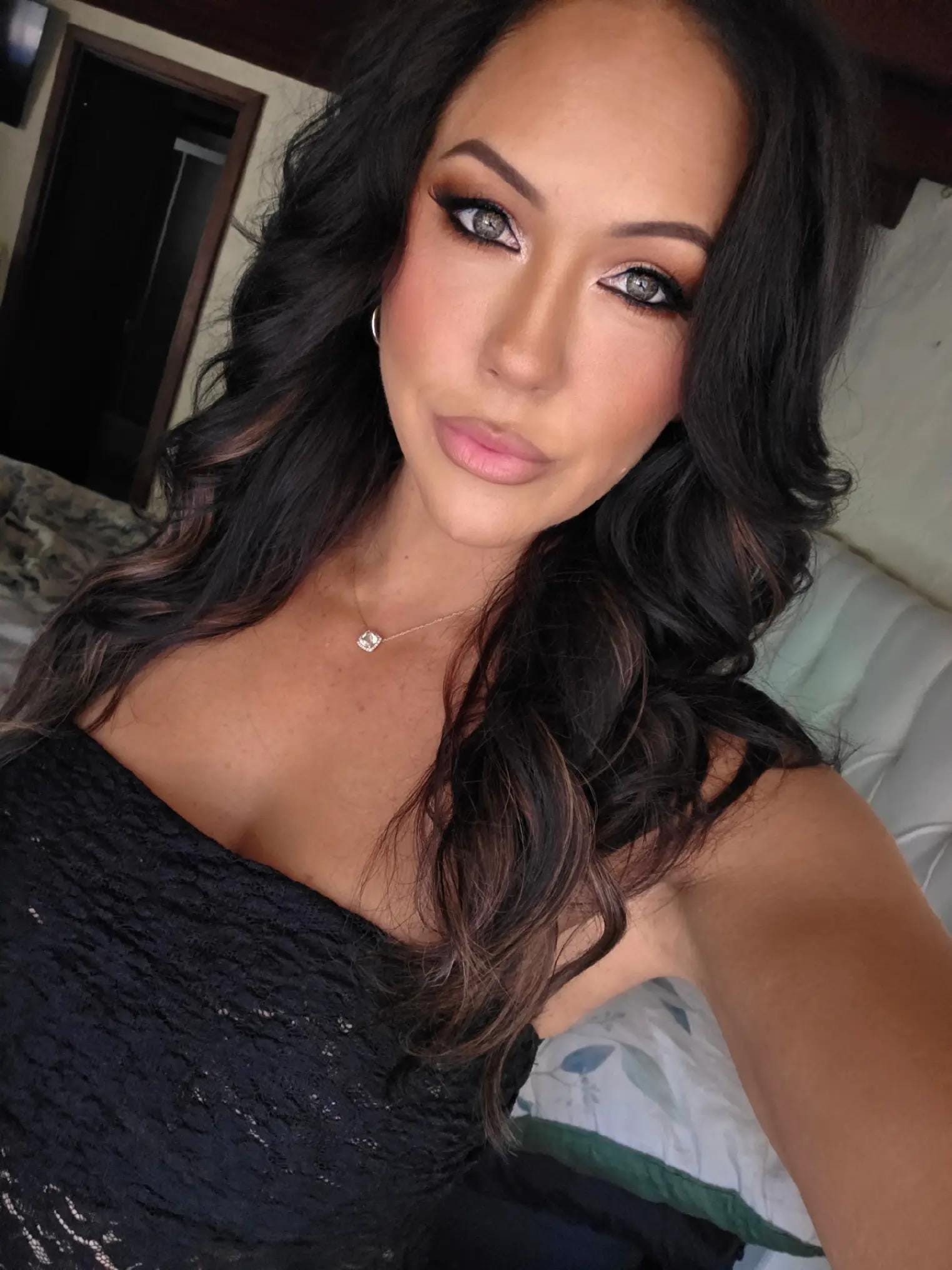 Post 3 by Courtney Leigh Holli on TikTok (video)