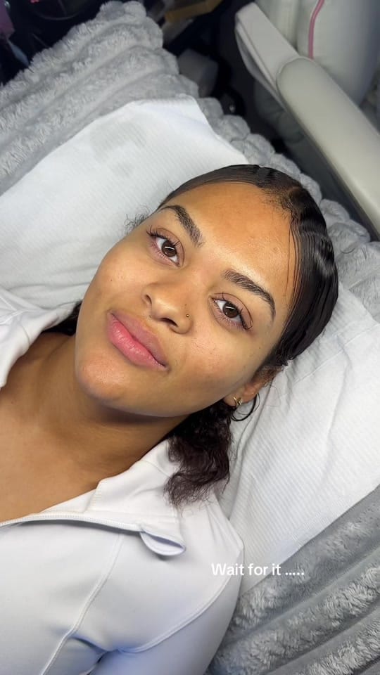 Post 2 by MONI GLOW on TikTok (video)