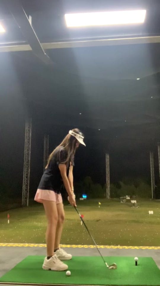 Post 8 by Putuyoky on TikTok (video)