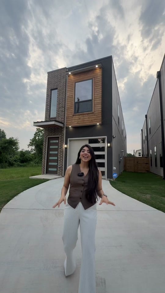 Post 10 by Melissa Hernandez🏡 on TikTok (video)