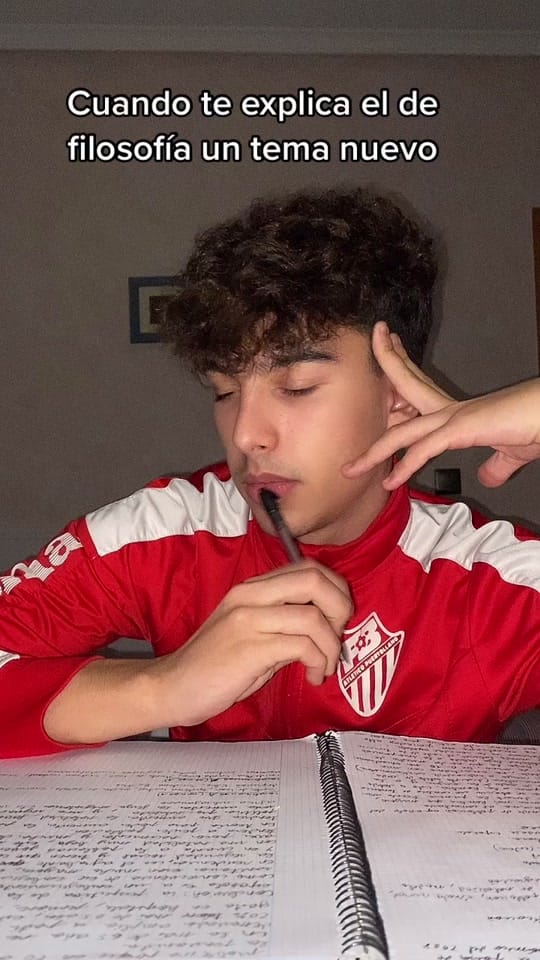 Post 4 by Ismael Casillas on TikTok (video)
