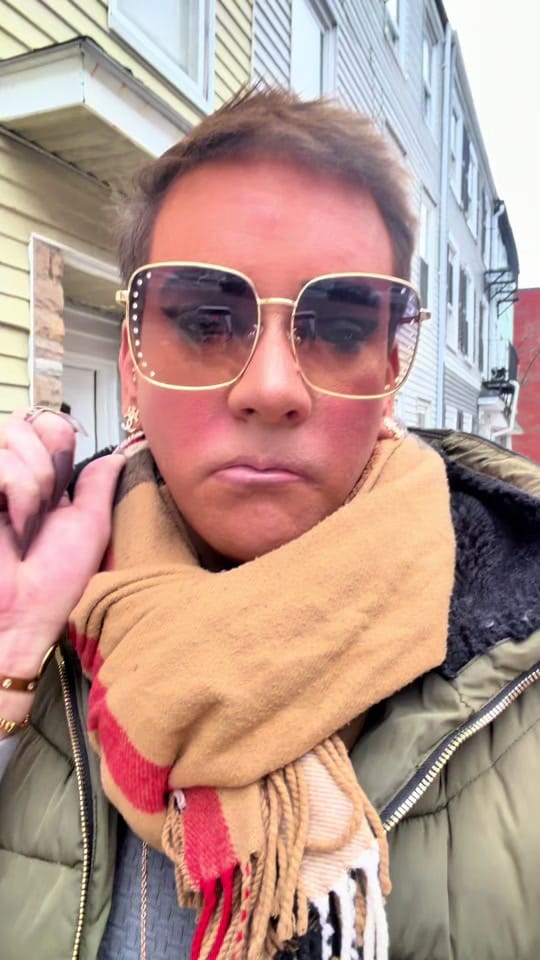 Post 1 by Bnjmn Smith on TikTok (video)