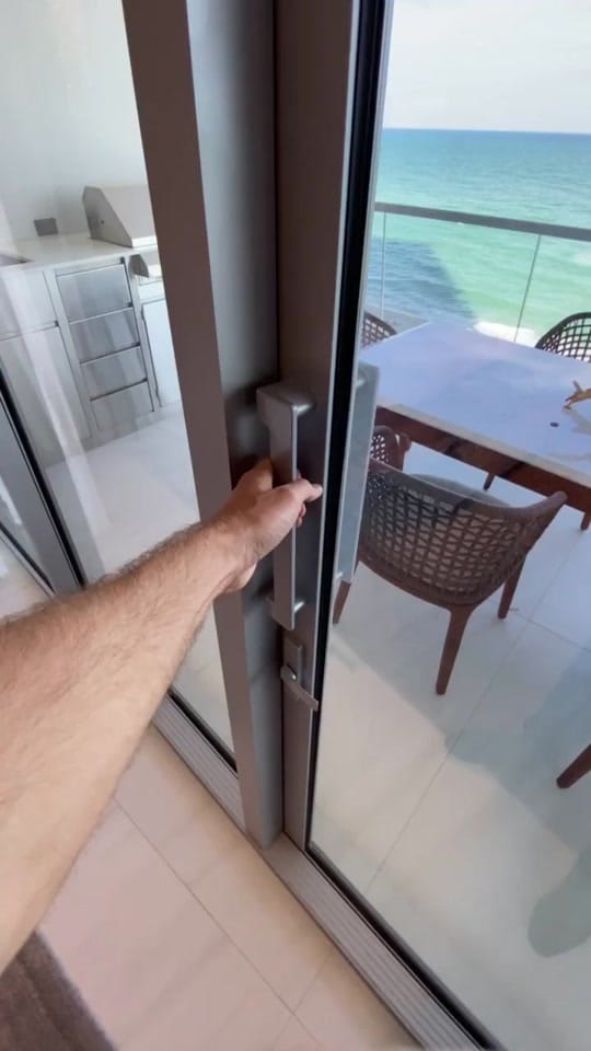 Post 10 by Denis Wolsen on TikTok (video)