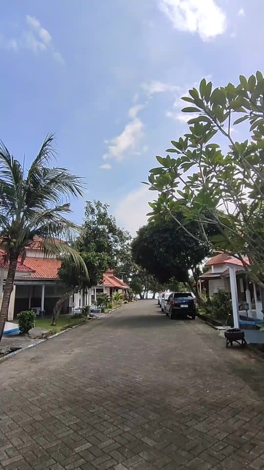 Post 8 by anyertourindonesia on TikTok (video)