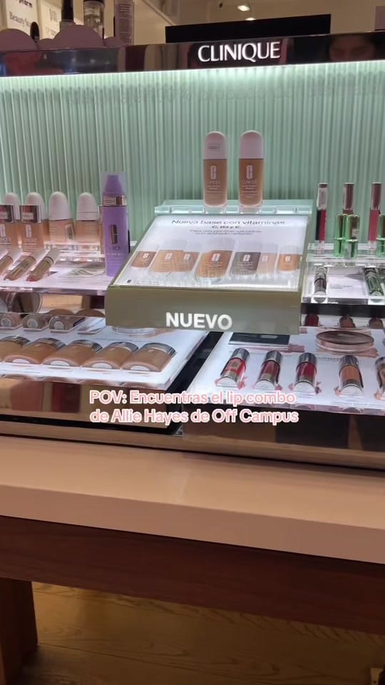 Post 2 by Blush-Bar México on TikTok (video)