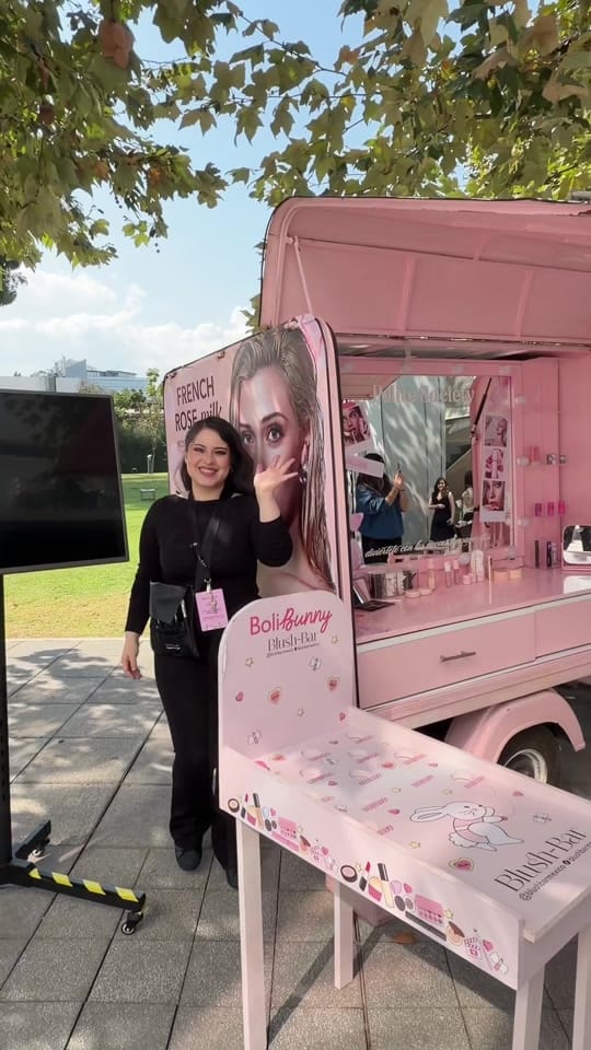 Post 9 by Blush-Bar México on TikTok (video)