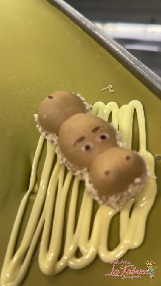 Post 5 by heladería la fábrica on TikTok (video)
