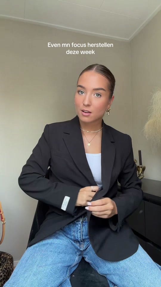 Post 3 by Sydney 🍒 on TikTok (video)