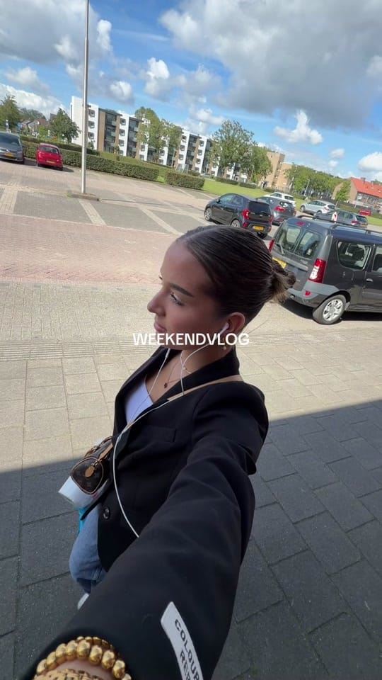 Post 2 by Sydney 🍒 on TikTok (video)