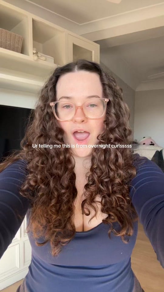 Post 3 by sophierenee.artistry on TikTok (video)