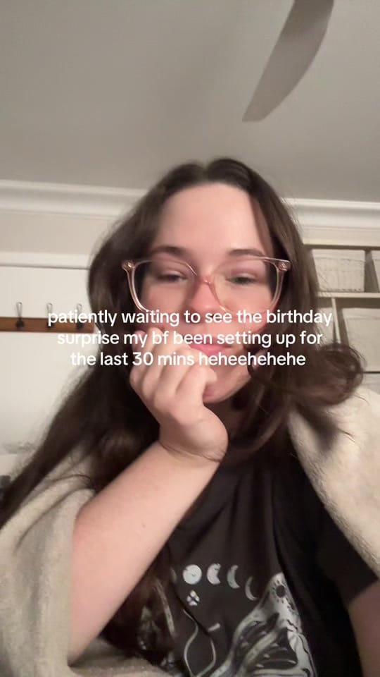 Post 2 by sophierenee.artistry on TikTok (video)