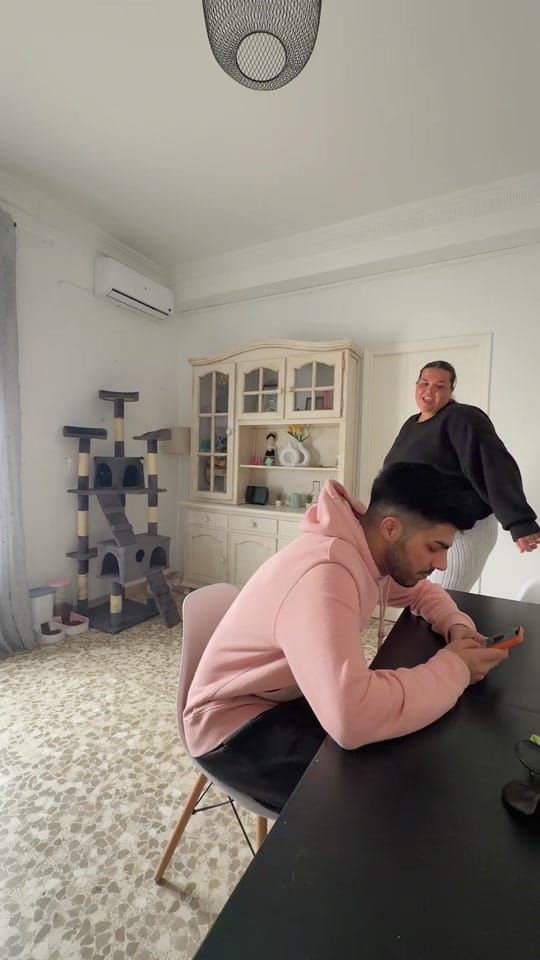 Post 1 by DOBLEJOTA 💛🌻 on TikTok (video)