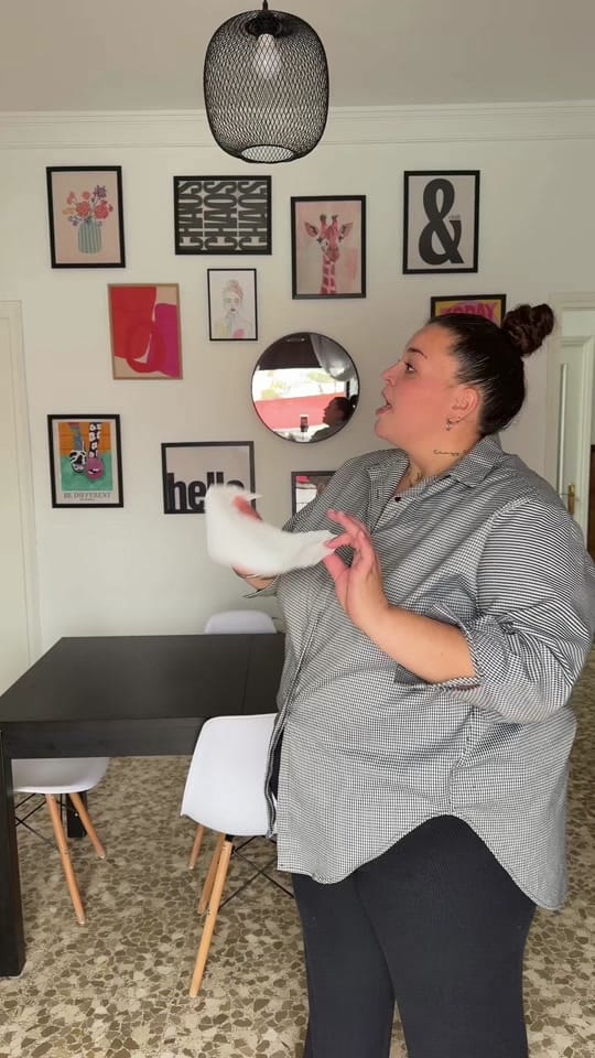 Post 8 by DOBLEJOTA 💛🌻 on TikTok (video)