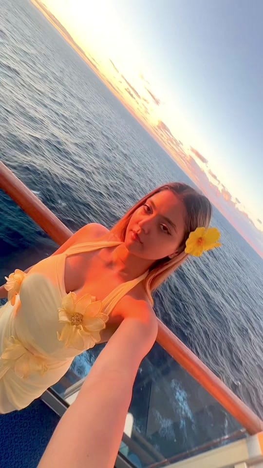 Post 4 by Beena Tripathi on TikTok (video)