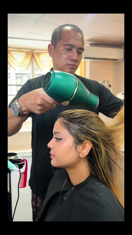 Post 3 by Beena Tripathi on TikTok (video)