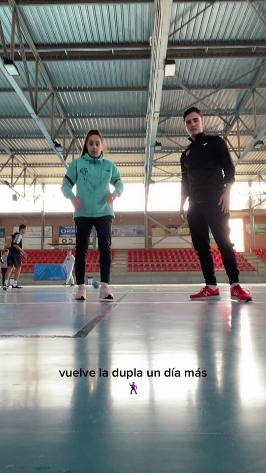 Post 3 by Maria Cejas on TikTok (video)