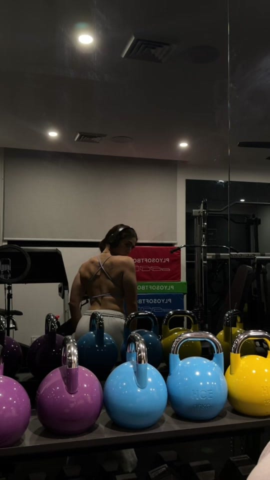Post 3 by isabellaloree on TikTok (video)