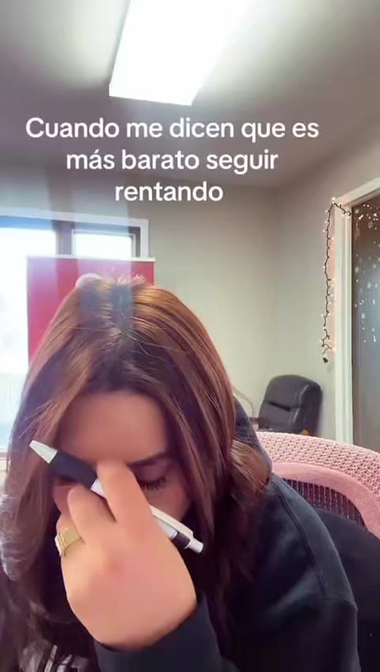 Post 6 by Casas Chicago on TikTok (video)