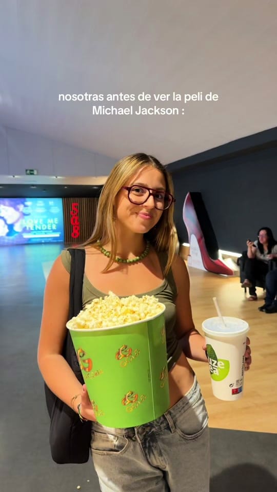 Post 2 by juliii 🤌🏽 on TikTok (video)