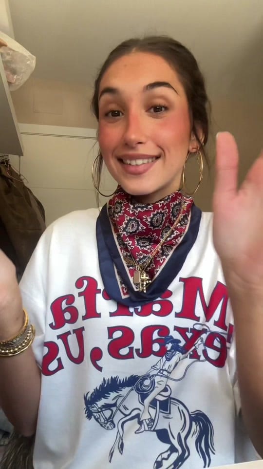 Post 9 by gabrielita <3 on TikTok (video)
