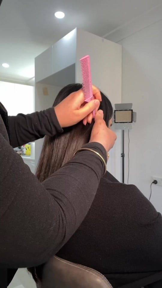 Post 10 by Esra hair and makeup on TikTok (video)