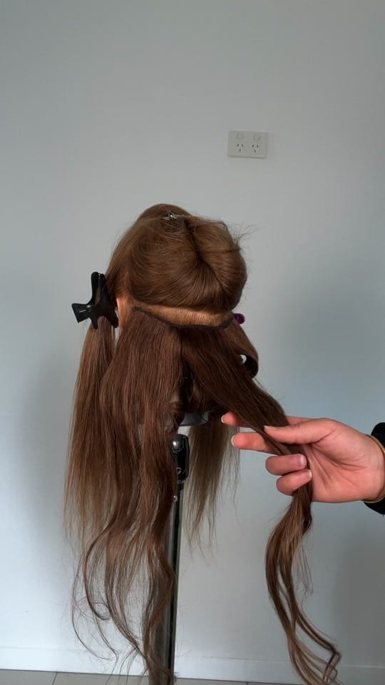 Post 3 by Esra hair and makeup on TikTok (video)