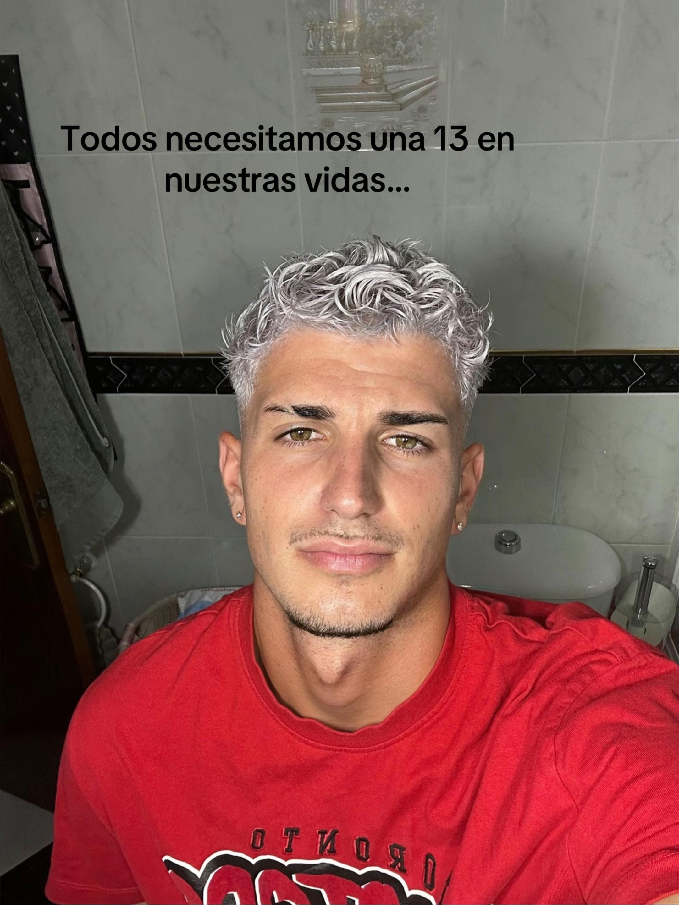 Post 8 by ADRI CARMONA🖤🥀 on TikTok (video)
