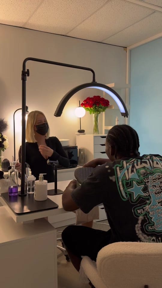Post 4 by Juicy Nailz on TikTok (video)