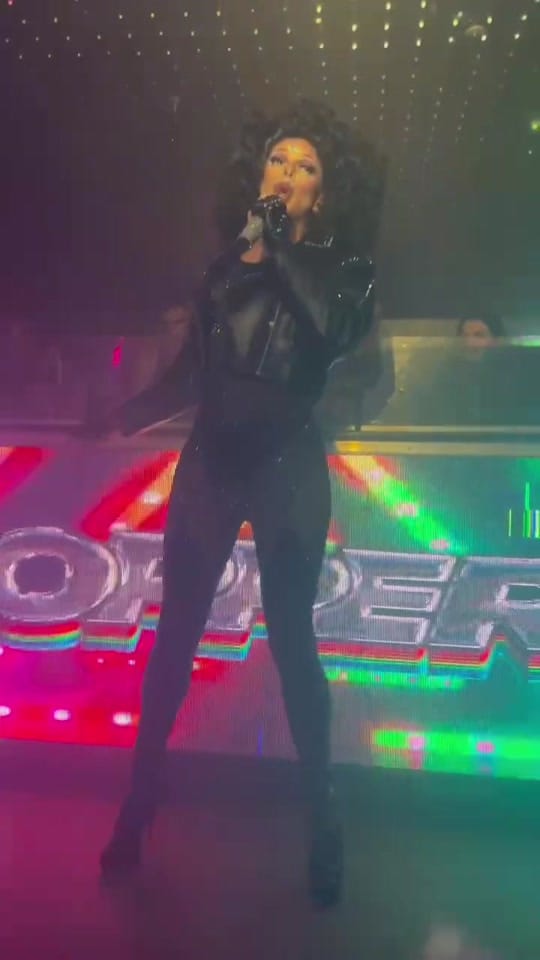 Post 4 by Eva Mendoza on TikTok (video)