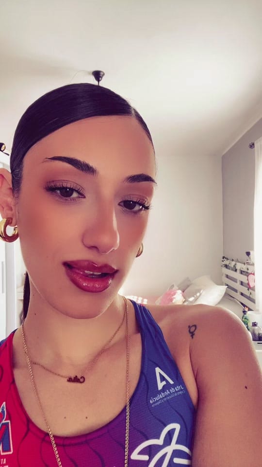Post 2 by clauu on TikTok (video)