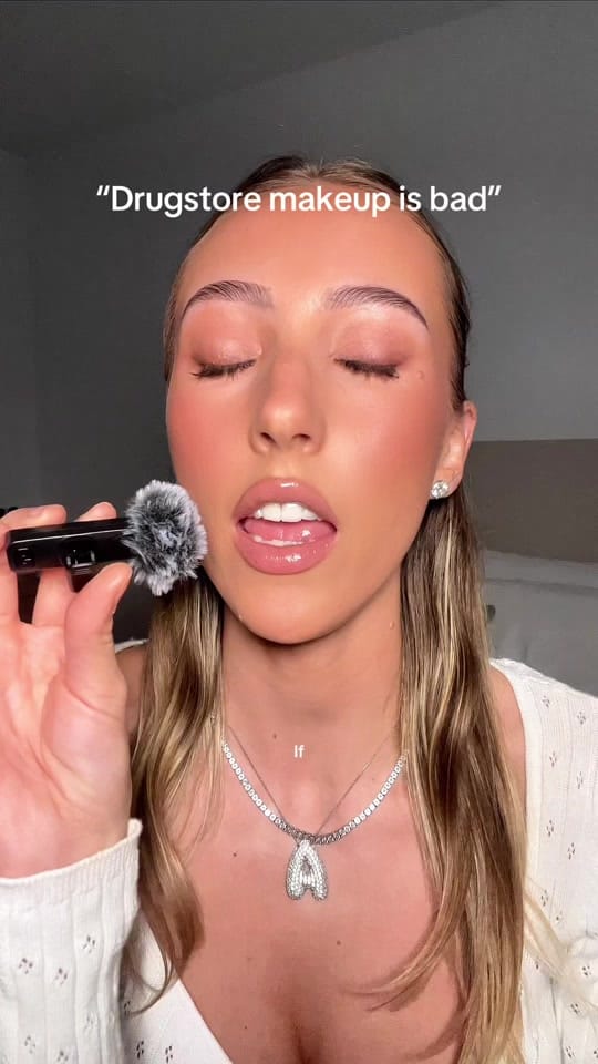 Post 7 by Anastasia on TikTok (video)