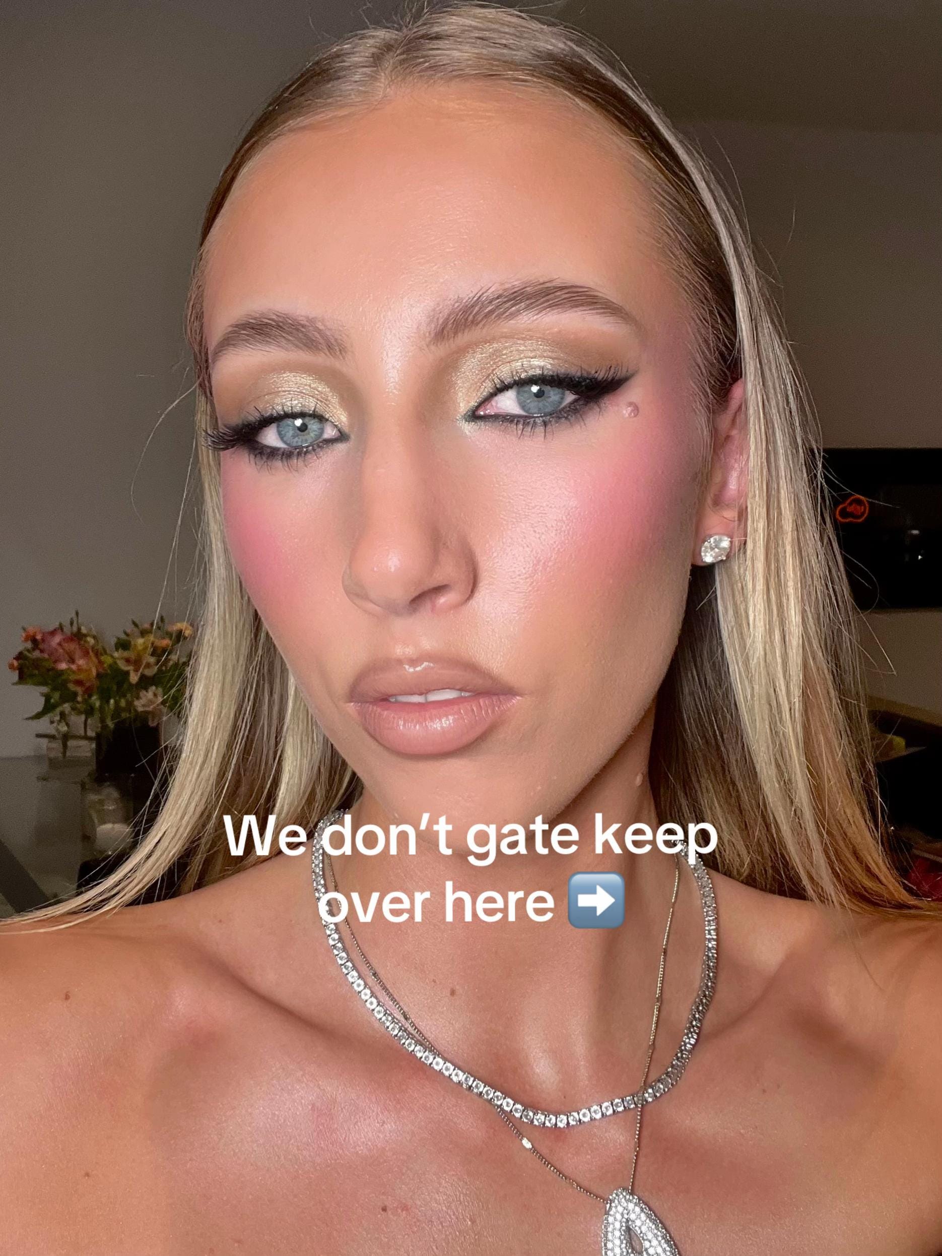 Post 6 by Anastasia on TikTok (video)